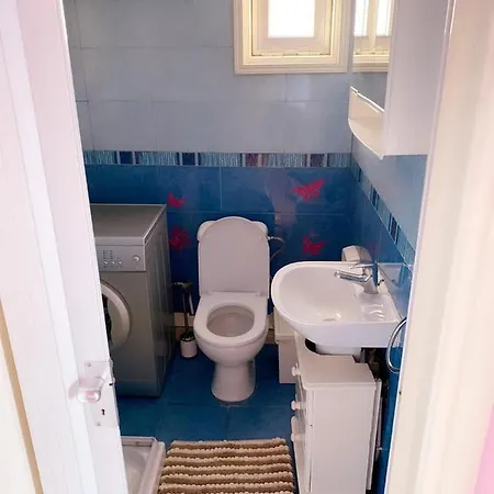 Front Apartment
