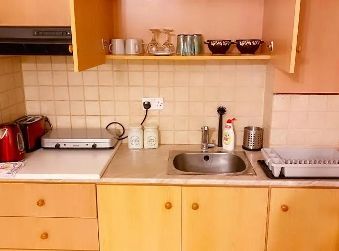 Front * Ларнака